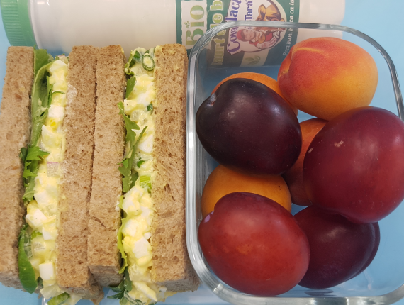 5 idei de pachetel pentru scoala cu lactate Covalact de Tara - Sandwich cu salata de oua