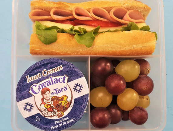 5 idei de pachetel pentru scoala cu lactate Covalact de Tara - Sandwich cu sunca si cascaval